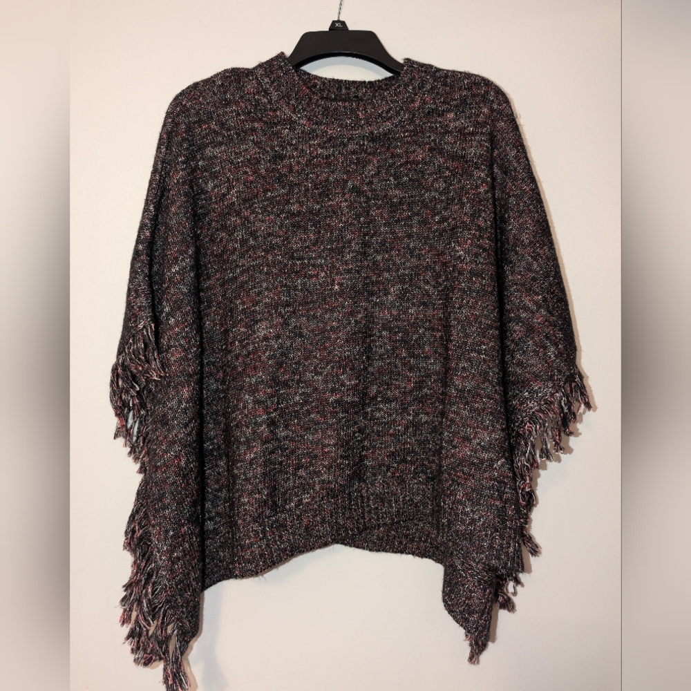 Cabi Merry Poncho Sweater Fringe Boho Knit Charcoal Red XS/S NWOT